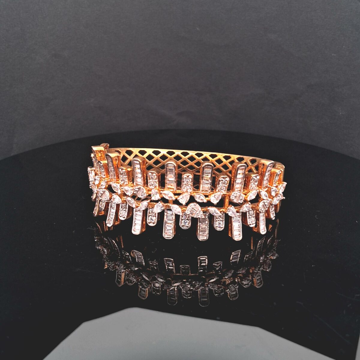 LADIES BRACELET