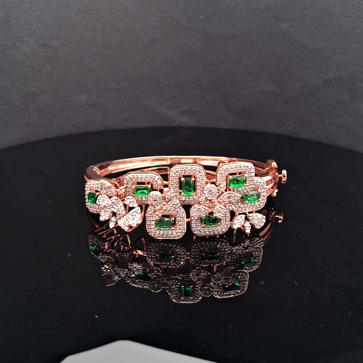 LADIES BRACELET