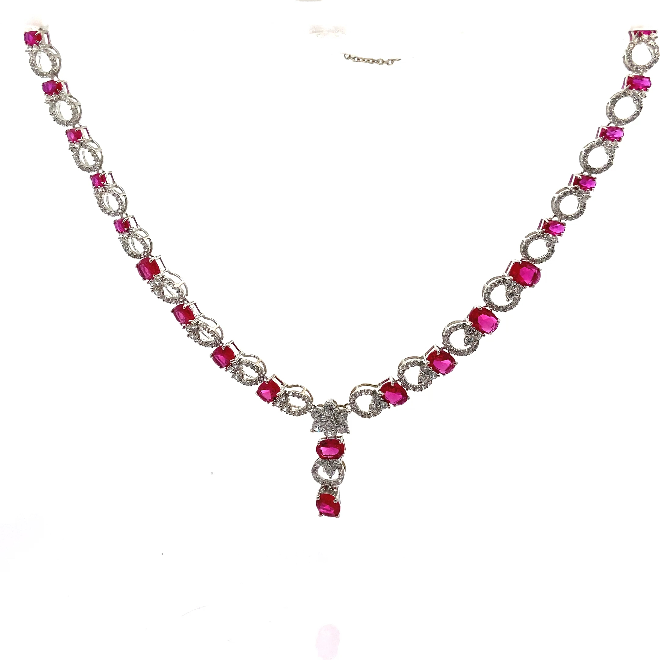 RUBY LOOP ELEGANCE NECKLACE