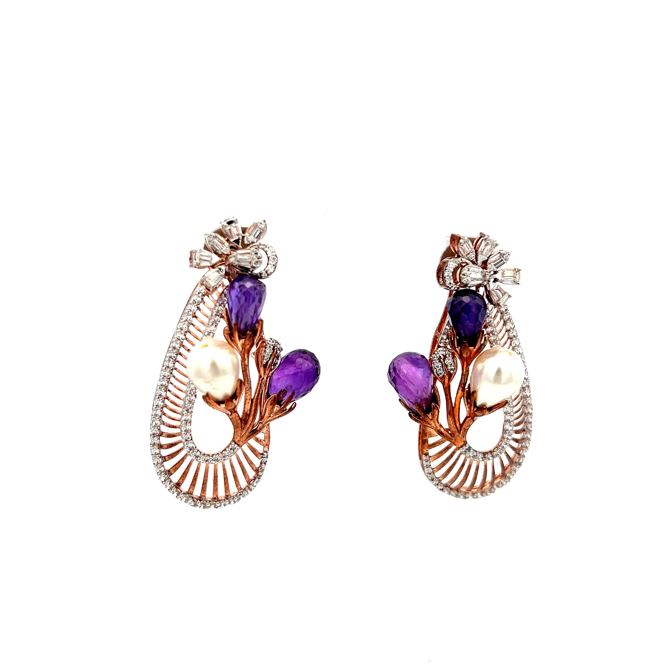 EARRING