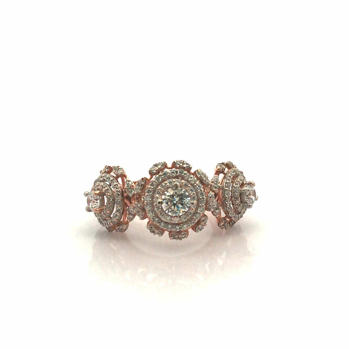 WHISPERING TRINITY LADIES RING
