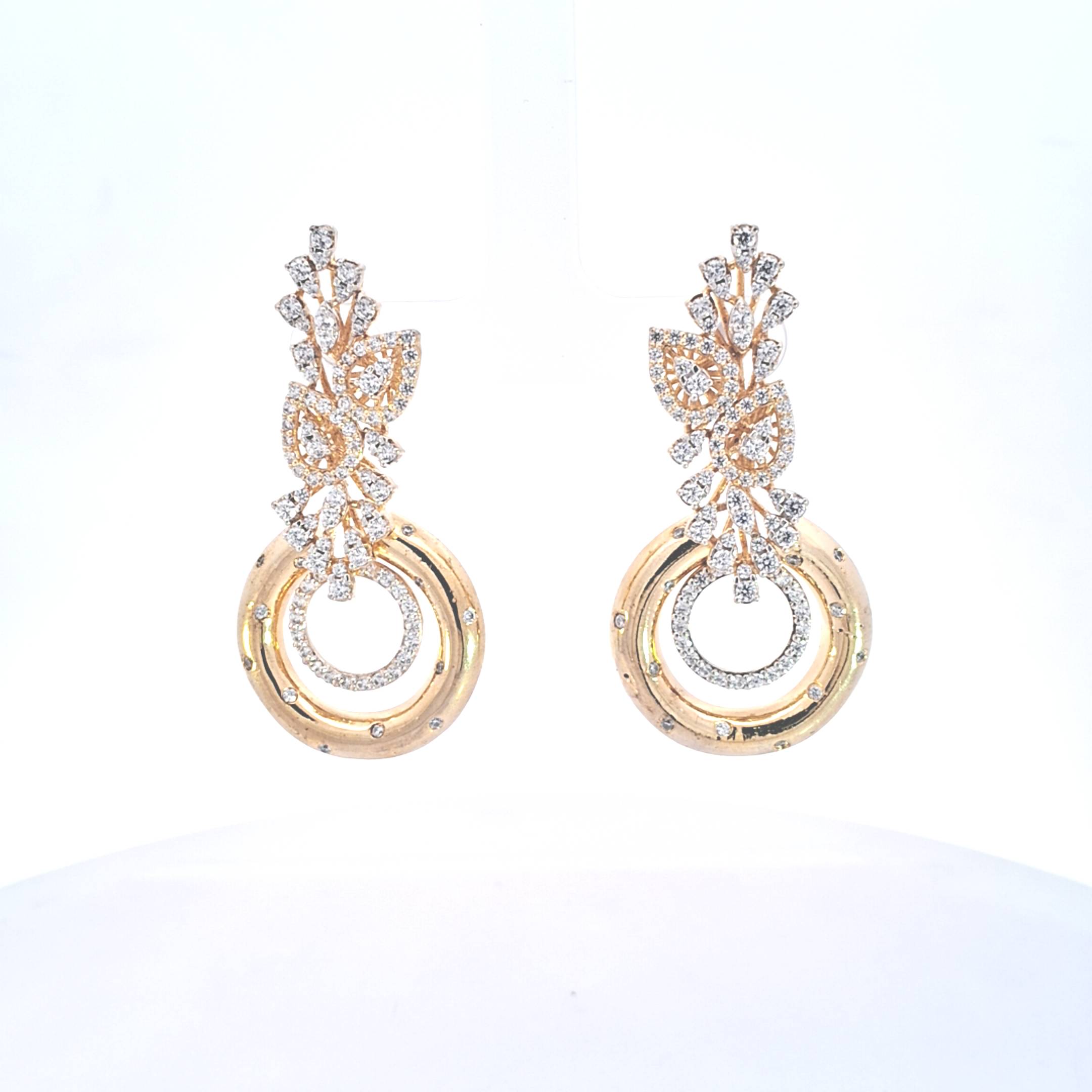 EARRING