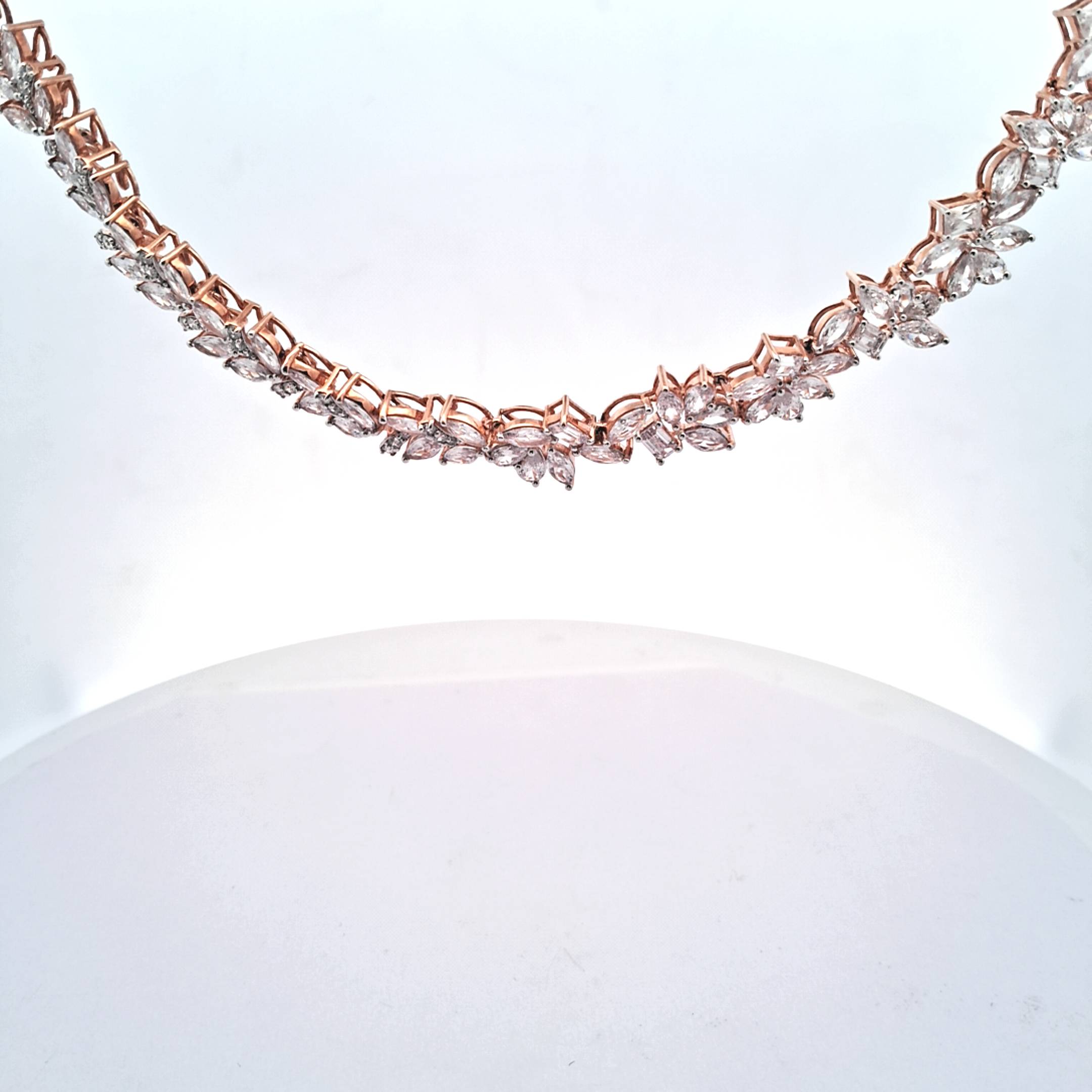 ROYAL RADIANCE NECKLACE